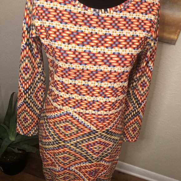 LulaRoe Sheath Casual Red Dress Medium - Picture 3 of 8